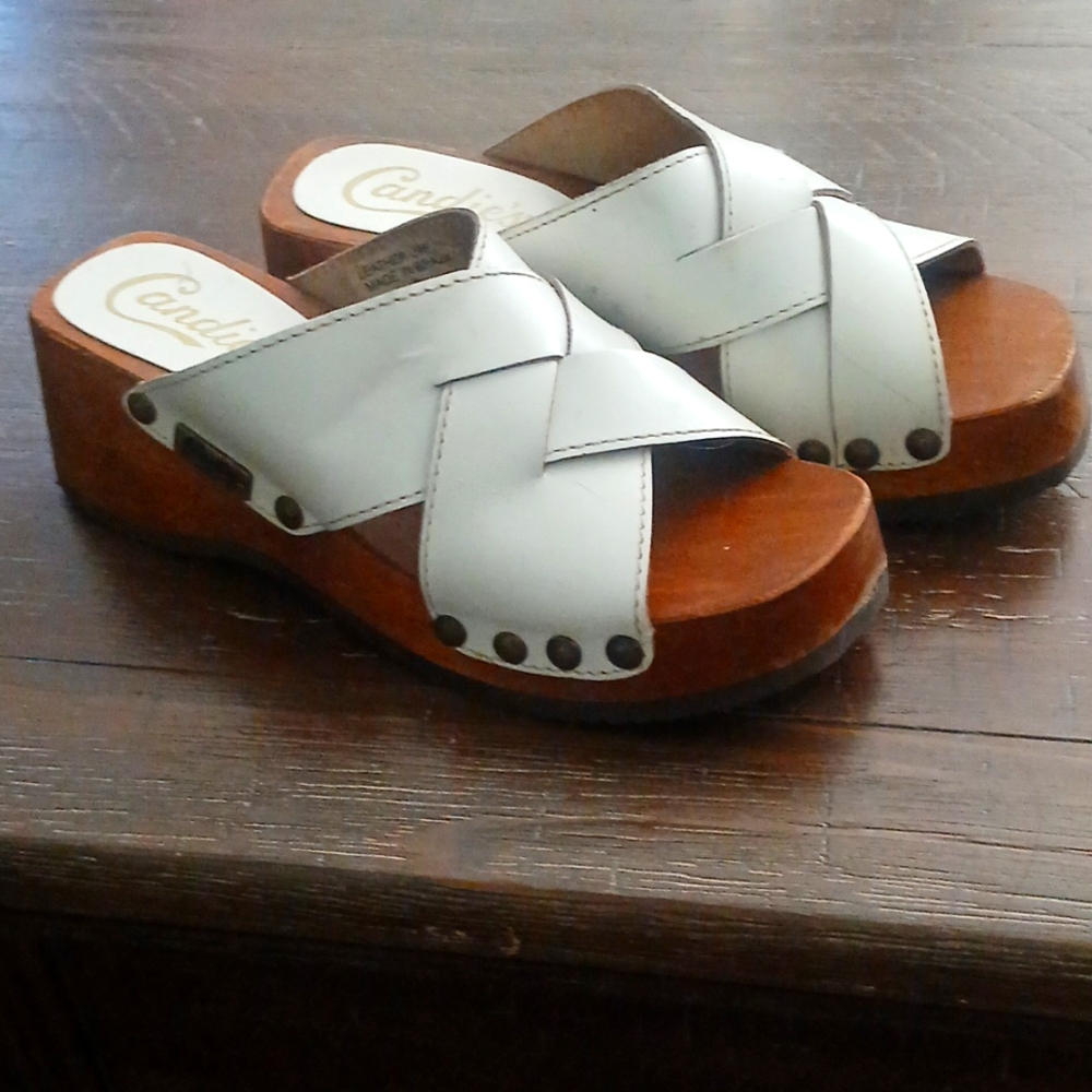 CANDIE'S 90s Vintage Wooden Platform Clogs White Leather  Sandals Size 6